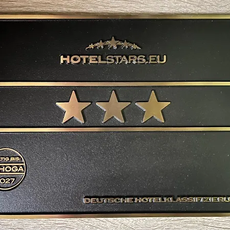 Elan ゲストハウス 3*