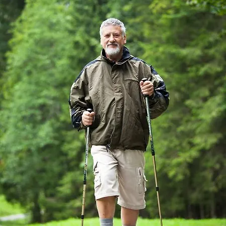 Elan بايريش أيزنشتاين